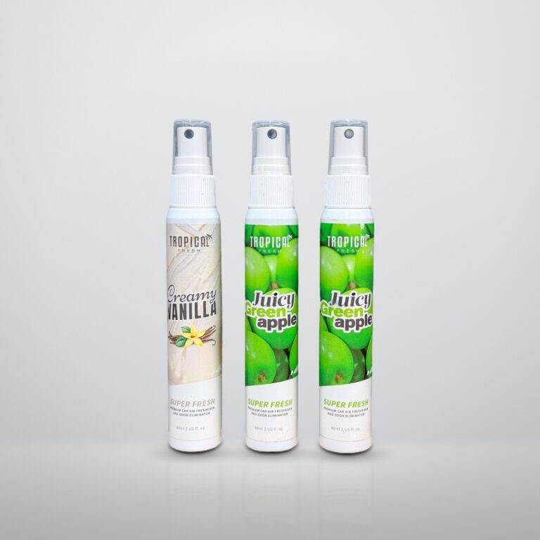 2+1 set van drie autoparfum sprays van 60 ml, een Creamy Vanilla en twee Juicy Green Apple, als frisse afwerking na het schoonmaken
